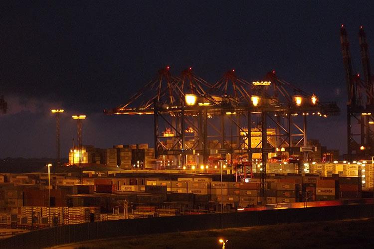 Pwysigrwydd peiriannau peirianneg post market.jpg The importance of engineering machinery post market.jpg