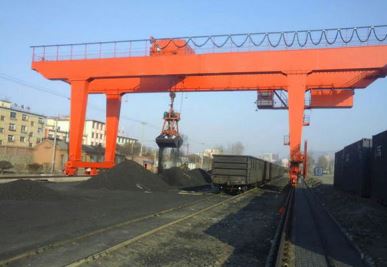 Crane Gantry gyda Bucket Grab